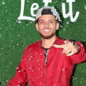 Meet your Posher, Chase